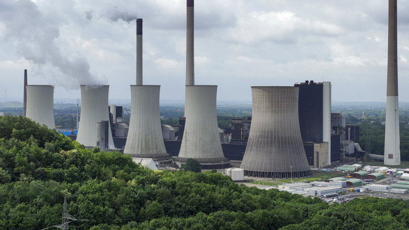 Almanya, Vladimir Putin'in gaz arzını azaltmasının ardından kömürle çalışan enerji santrallerini açacak