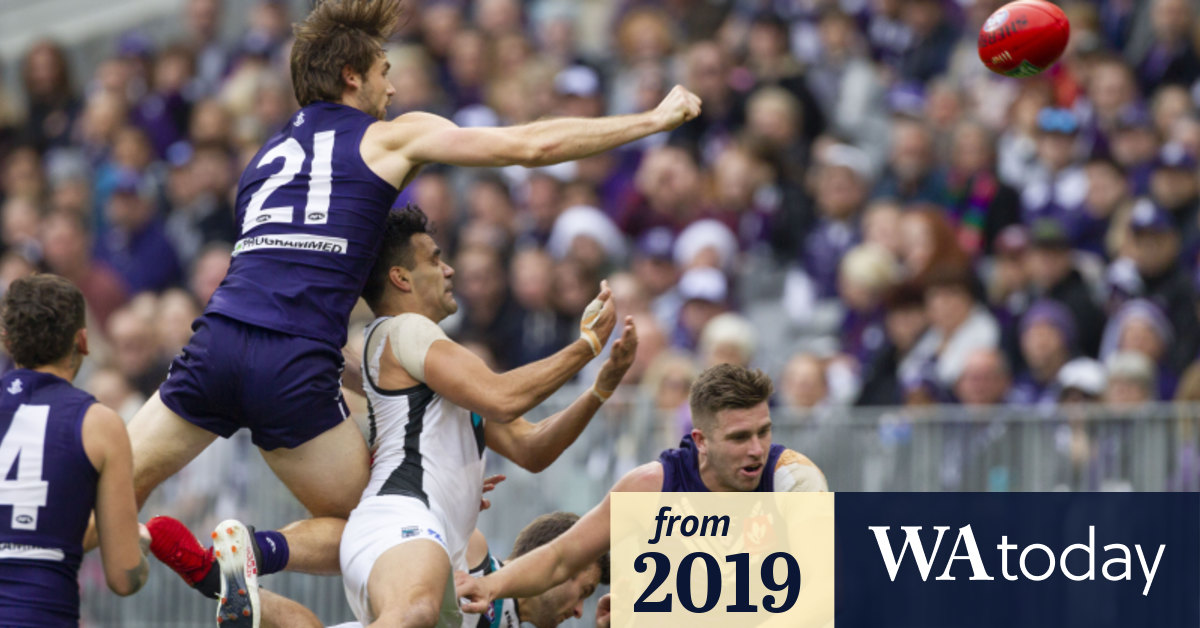 Dockers coach Ross Lyon returns serve at rival coach over ...