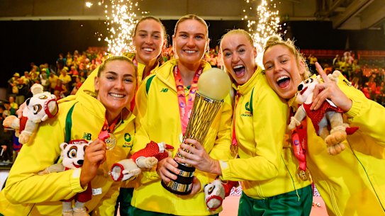 The Australian Diamonds celebrate their World Cup victory.