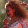 Ngaiire performing at WOMADelaide in 2020.