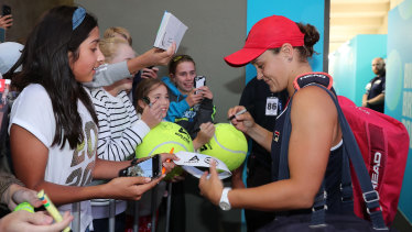 pics Ashleigh Barty Ankle Surgery too short to make it ashleigh barty