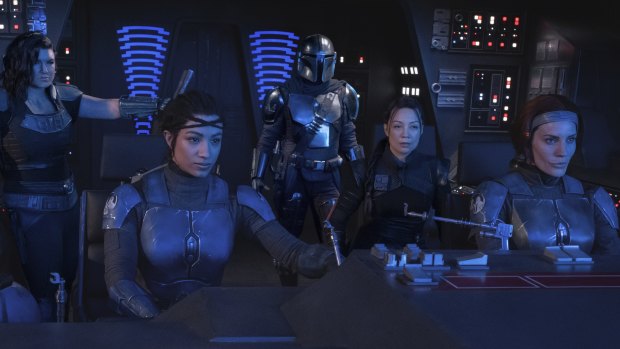 Cara Dune (Gina Carano), Koska Reeves (Mercedes Varnado) the Mandalorian, (Pedro Pascal), Fennec Shand (Ming-Na Wen) and Bo-Katan Kryze (Katee Sackoff) in The Mandalorian.