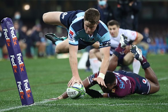 An acrobatic try from Alex Newsome at the SCG.