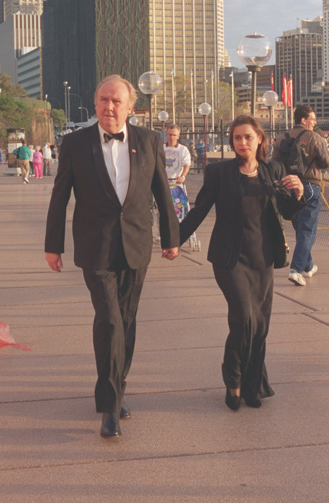 Roberts with then husband Bill Hunter in 1998; they separated that same year because he didn’t want her to have to nurse him to his grave.