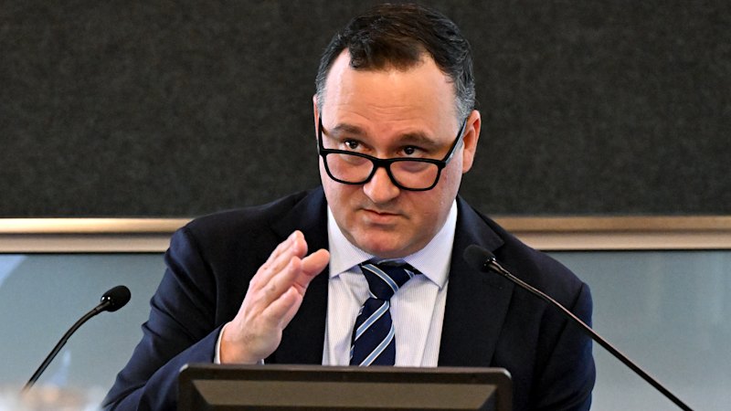 Refusal to work with CFMEU cost contractor major work, inquiry told