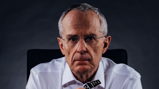 ACCC chairman Rod Sims wants more transparency around banks' decisions on passing on interest rates