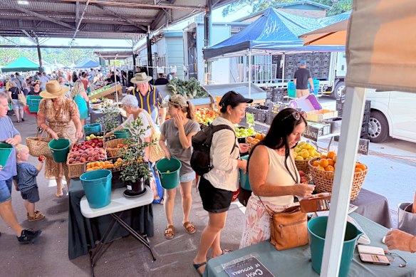 The Central Coast Farmers Markets is on every Sunday. 
