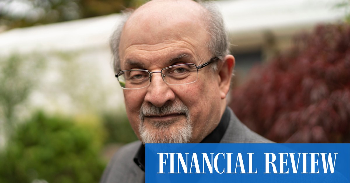 Salman Rushdie stabbed, undergoing surgery - Vimarsana News