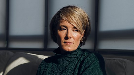 Jane Strode remains bewildered at her husband Jeremy’s death – leaving his sons to grow up without him.