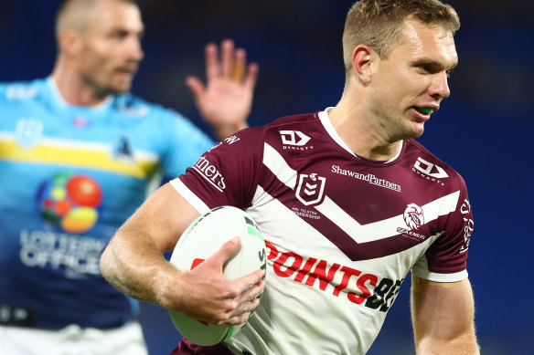 Two quick tries put Titans ahead after Manly set the early pace