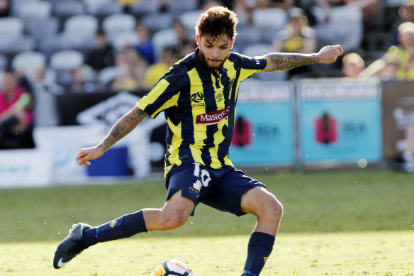 Danny de Silva is back with the Mariners.