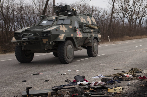 The Ukrainian army on the outskirts of Sytniaky.