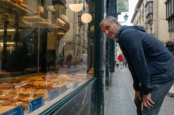 Phil Rosenthal visits San Sebastian bakery Otaegui in Spain as part of season 8 of Somebody Feed Phil.