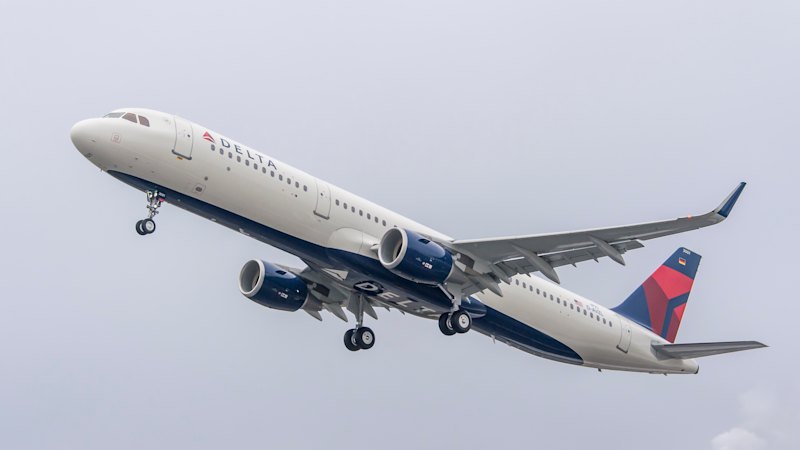 Sydney-bound Delta flight hit by extreme turbulence, crew hospitalised