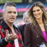 Robbie Williams announcing Delta Goodrem as a guest act for the 2022 AFL Grand Final.