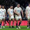 England players looking dejected.