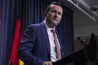 WA Premier Mark McGowan unleashed on the NSW government on Wednesday, accusing it of putting the entire country at risk of COVID outbreaks.