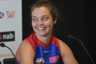 AFLW 2020: Western Bulldogs captain Ellie Blackburn ...