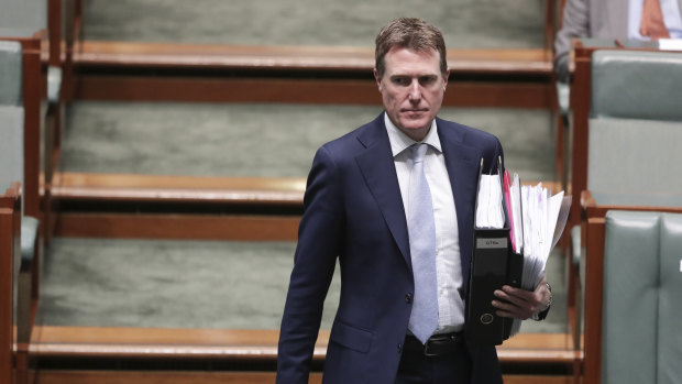 Attorney-General and Minister for Industrial Relations Christian Porter will move to have a parliamentary committee inquire into class actions.