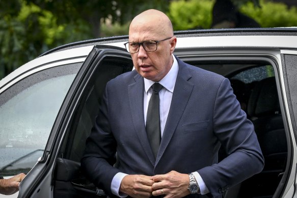 Peter Dutton is receiving assistance from Melbourne commercial law firm Arnold Bloch Leibler. 