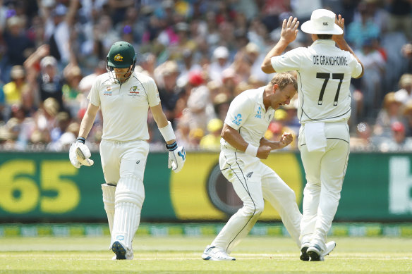 Neil Wagner gets Steve Smith at the MCG in 2019.