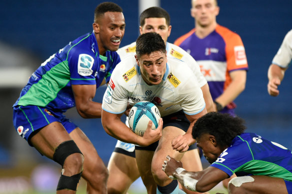 Lalakai Foketi taking the ball up against the Fijian Drua in round four.