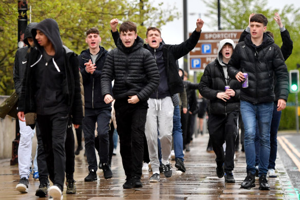 City fans turned out to celebrate the title but went home empty-handed.