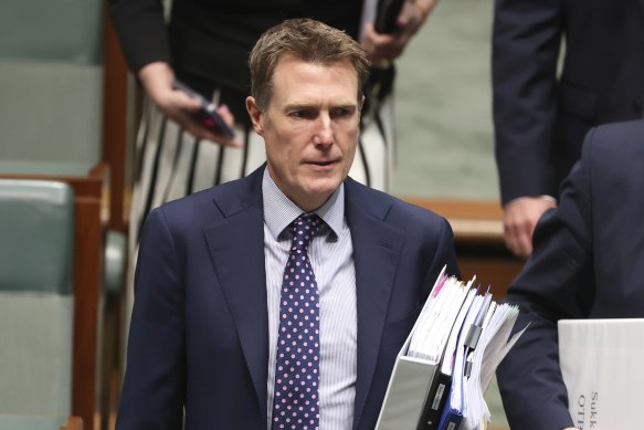 Industry Minister Christian Porter has faced intense criticism for accepting an undisclosed sum of money through a blind trust.
