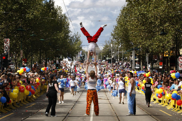 The forecast of rain did not deter the crowd for the 2010 parade.