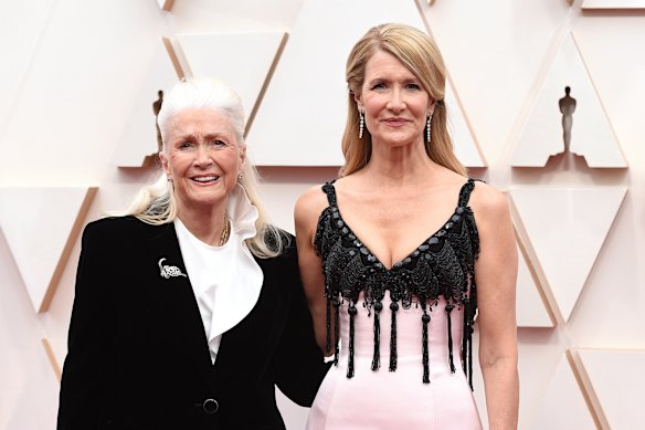 Ladd with her daughter, Laura Dern, in 2020.