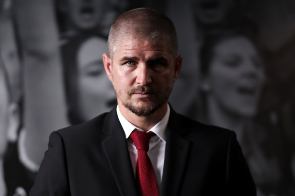 Carl Robinson once pledged his loyalty to the Newcastle Jets, but walked out on the club amid continued off-field uncertainty.