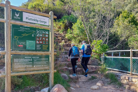 Setting out on the Platteklip Gorge hiking trail.