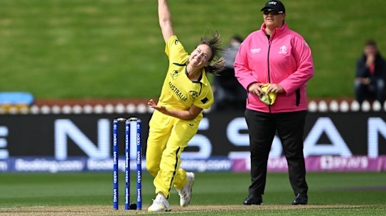 Ellyse Perry bowls during the 2022 ICC Women’s Cricket World Cup match between Australia and West Indies.