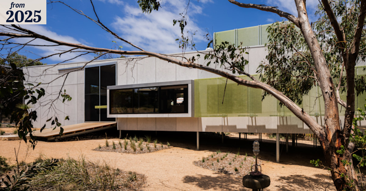 Architecture and interior design: Aireys Inlet beach house makes ...