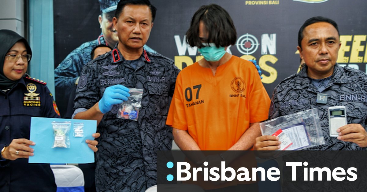 Australian avoids death penalty for smuggling drugs into Bali - Vimarsana News