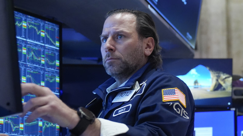 ASX nosedives after Wall Street tech sell-off sends stocks skidding