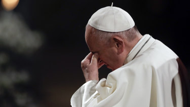 Letter blames Pope for "one of worst crises" of the Church.