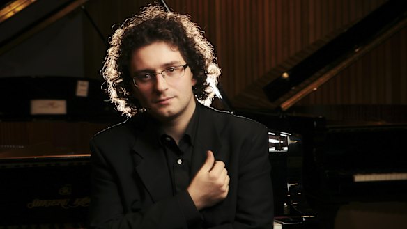 Stefan Cassomenos will be among those performing for online viewers.