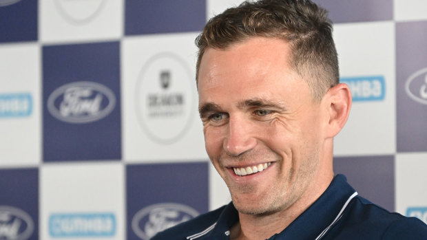 Joel Selwood announces his retirement.