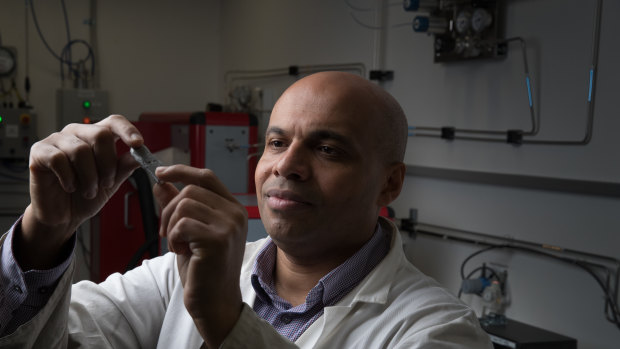 Professor Francois Aguey-Zinsou, Chief Scientist at the UNSW Hydrogen Energy Research Centre, with hydride used to store hydrogen in a newly developed battery.
