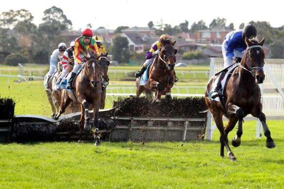 Brungle Cry winning the 2012 Grand National Hurdle. Text messages later revealed the horse was doped.