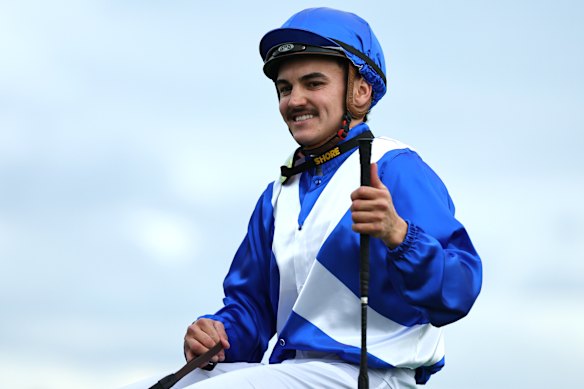 Nock back from bush to the beach to hunt second apprentices’ title