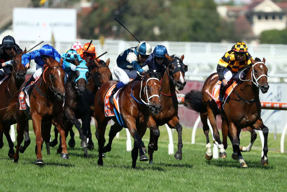 Tagaloa wins the Blue Diamond.