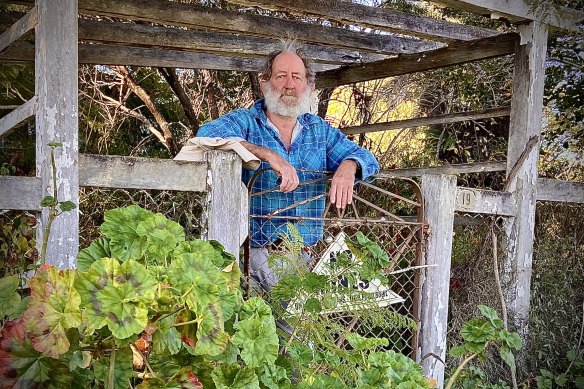 Glenn Beutel is the only Acland home-owner who refused leave.