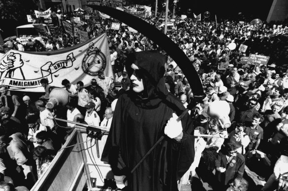 Crowds at the rally, September 17, 1991