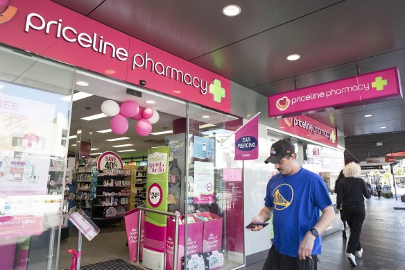 The Woolworths offer valued the owner of the Priceline Pharmacy chain at $872 million. 
