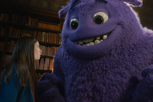 Steve Carrell voices Blue, one of the imaginary friends Bea discovers in IF. 