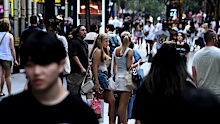 Shoppers in Pitt Street Mall for the Boxing Day sales. Population, economy, demographics, people, Australia, generic
