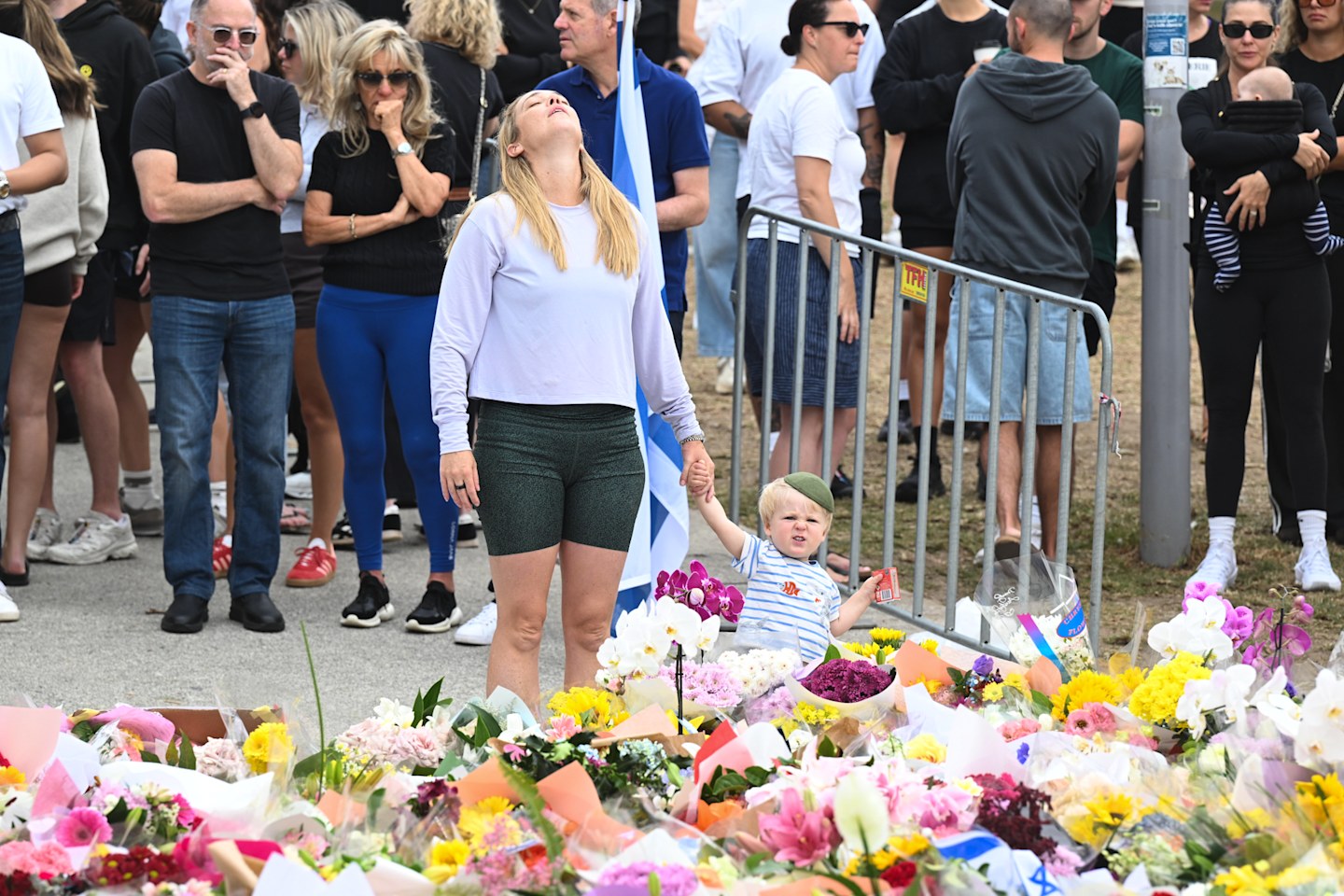 Bondi Beach shooting: Photos of tributes for Sydney shooting victims