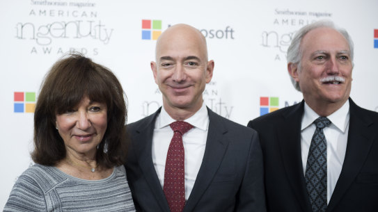 A hidden Amazon fortune: Jeff Bezos' parents may be worth billions